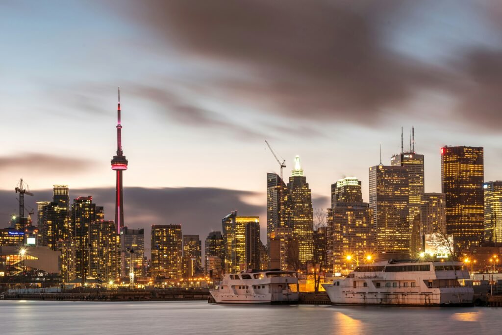 Etudier au Canada alex shutin uhn u0ssxfq unsplash
